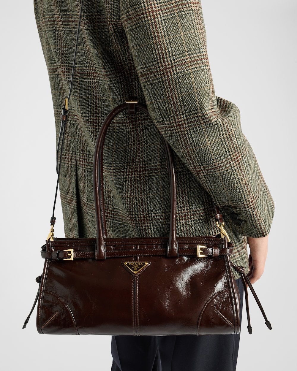 Prada Bonnie Medium Leather Handbag - Image 8